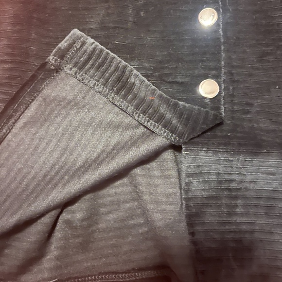 Black stretchy corduroy V-neck mini pinafore dress made in Canada NWT - Picture 4 of 10